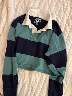 American Eagle cropped rugby shirt